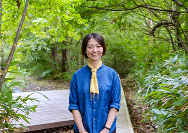 温泉山荘だいこんの花 マルチスタッフ　岩渕 歩優美